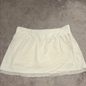 Cream Colored Women’s Golf Skort